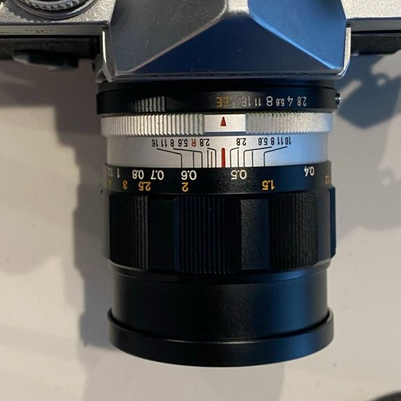 Konica Autoreflex T3 35mm SLR Film Camera, 2 Lenses And Case - Picture 8 of 9